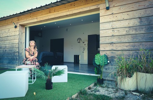 Mornac House | Domaine Lac Des Pins, Salle de Réception, Bar, Spa, Bain Nordique, Chambres