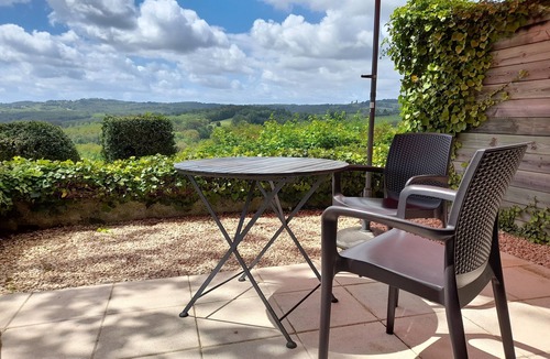 Perpezac-le-Blanc House | Domaine Leyvinie, gite Sauvignon, 10 minutes from the Dordogne