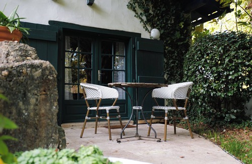 Urcuray House | Domaine Xixtaberri: a paradise in the Basque hills.