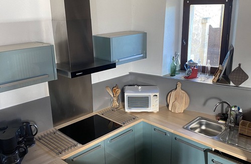 Pays-de-Belves House | Dordogne, in the heart of Black Perigord, village house with private pool