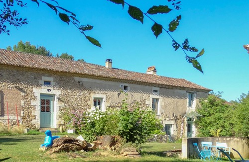 Bourrou Cottage | Dordogne- Périgueux - Gîte Alep with a 90m² reception room - Piano -3 Bedrooms