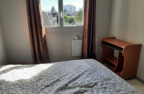 Billere Condo | Double terrace apartment with mountain view