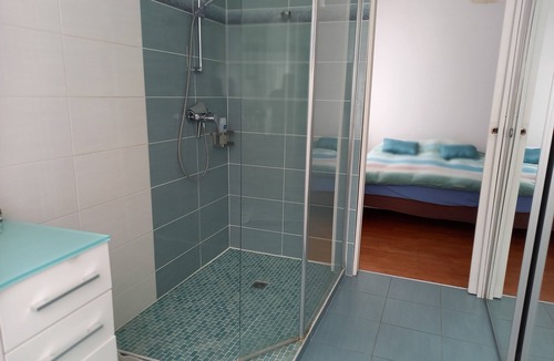 Talence House | Echoppe Avec Piscine Pour 4 Adultes Proche du Centre de Bordeaux