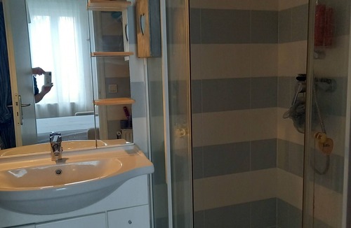 Talence House | Echoppe Avec Piscine Pour 4 Adultes Proche du Centre de Bordeaux