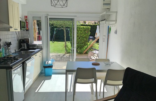 Saint-Palais-sur-Mer Cottage | Eco-responsible apartment with terrace 100 m from the sea