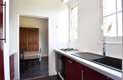 Pays-de-Belves Villa | Elegant Mansion Stay in Belvès