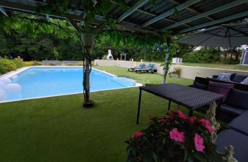 Loubezs-Bernac Apartment | Escapades Romantiques Uniques amour amour amour