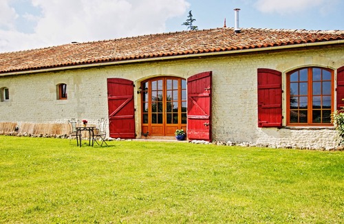 Leoville House | *Escape to breath-taking views and the gentle Charente-Maritime climate*