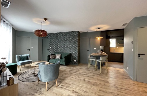 Centre Ville Apartment | Eseozone un T3 ou il Fait bon Vivre
