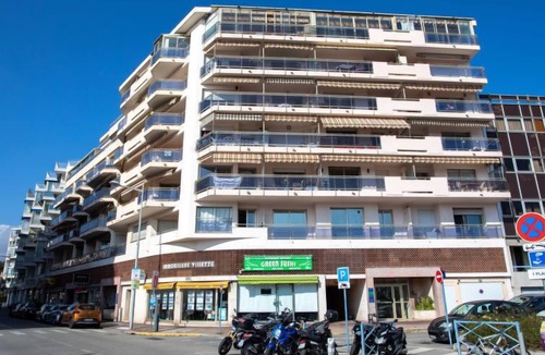 Cros-de-Cagnes Apartment | Etoile de Mer by Interhome
