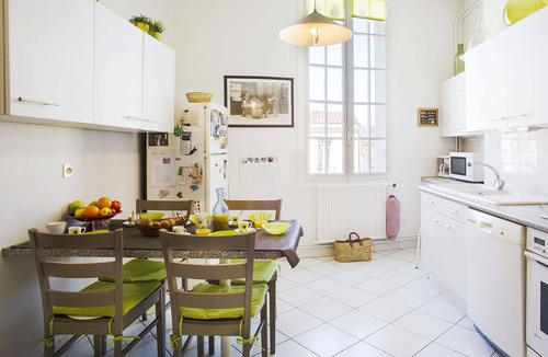 Grand Parc-Paul Doumer Apartment | Exceptional apartment in the heart of the city center - linen and cleaning provided - tram