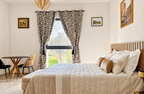Chateaurenard Bed & Breakfast | EXCEPTIONAL BED & BREAKFAST IN A PROVENCAL MAS with gourmet breakfast