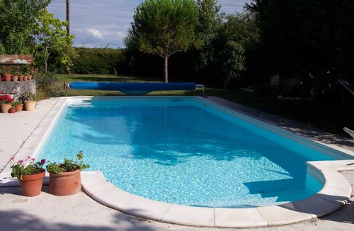 Saint-Ciers-du-Taillon House | Fabulous family French farm House with pool in quiet hamlet .