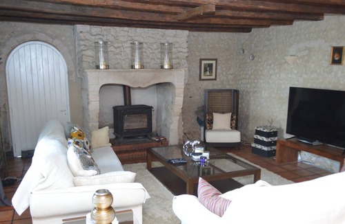 Nabinaud House | Fabulous 10 bedroom house with private pool, tennis and stunning views