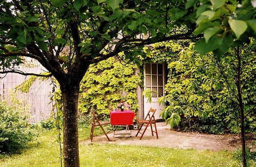 Migron House | Fabulous gite with pool, orchard and in village with bar, baker & shops