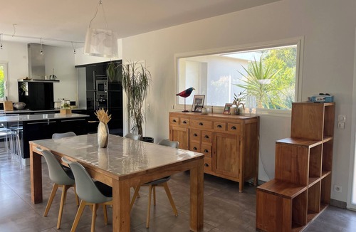 Sadirac Villa | Fabulous villa with pool near Bordeaux and St Emilion