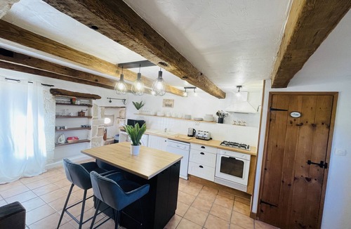 La Chapelle-Pouilloux Other | Family friendly gîte set in idyllic countryside w/games barn + 12x6m pool