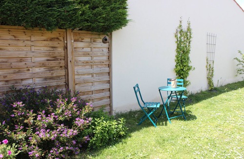 Salles sur Mer House | Family home in seaside town
