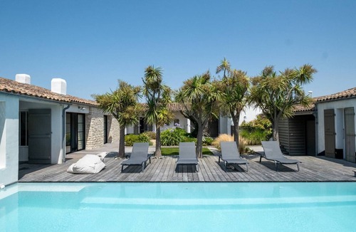 La Couarde-sur-Mer House | Family home by the beach in la Couarde