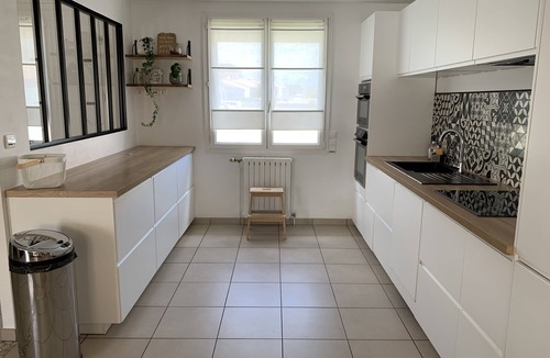 Puilboreau House | Family home with heated pool and garden
