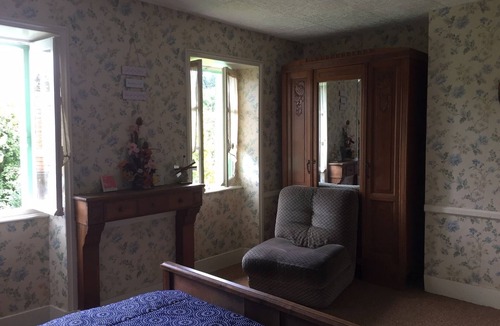 Crocq Other | Farmhouse in great calm, not attached