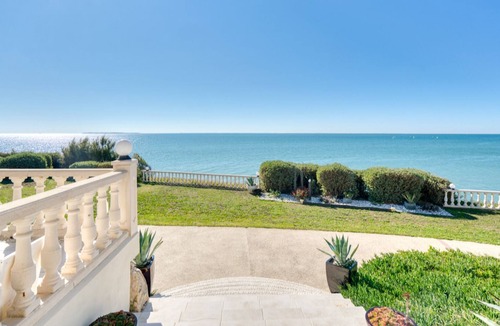 Angoulins Villa | First line - Exceptional villa - 180 degree ocean view
