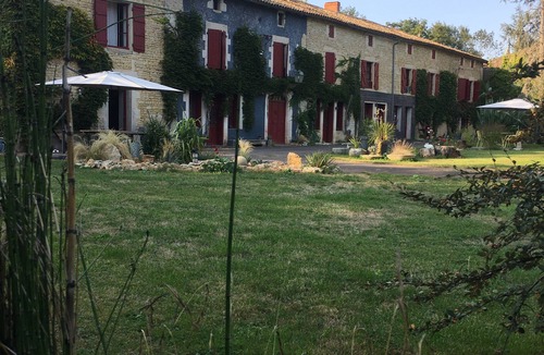 Fontenille-Saint-Martin-d'Entraigues House | cottage of charm in the country Mellois