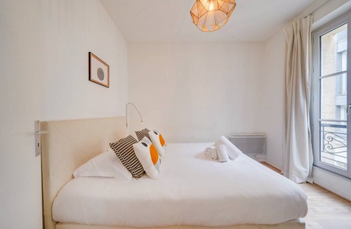 Bordeaux Golden Triangle Apartment | 36 m² Apartment ∙ 1 bedroom ∙ 2 guests