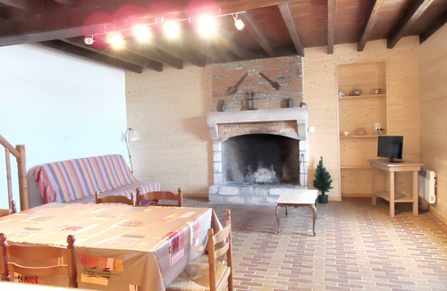Moutiers-Sous-Chantemerle House | 90 m² House ∙ 2 bedrooms ∙ 4 guests
