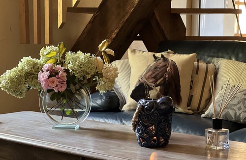 Rouffignac-Saint-Cernin-de-Reilhac House | Le Lapin sur le Toit - Beautifully restored 18th-century barn, private heated swimming pool