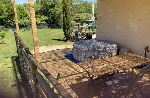Saint-Etienne-de-Villereal Apartment | 40 m² Apartment ∙ 1 bedroom ∙ 2 guests