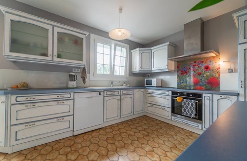 Saint-Georges-les-Baillargeaux House | Champ de Gain: family home with swimming pool 10 minutes from Futuroscope