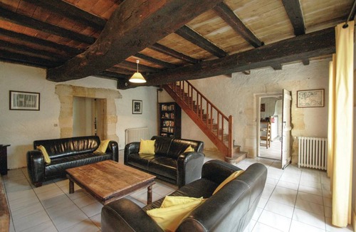 Saint-Germain-de-la-Riviere House | 160 m² House ∙ 4 bedrooms ∙ 8 guests