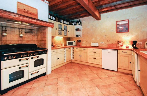 Saint-Germain-de-la-Riviere House | 160 m² House ∙ 4 bedrooms ∙ 8 guests