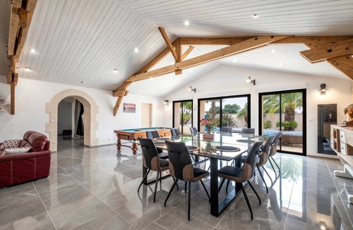 Saint Nazaire sur Charente Villa | 280 m² Villa ∙ 4 bedrooms ∙ 10 guests