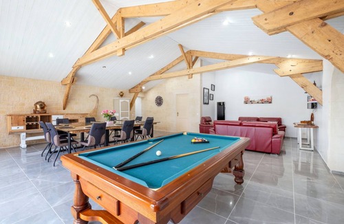 Saint Nazaire sur Charente Villa | 280 m² Villa ∙ 4 bedrooms ∙ 10 guests