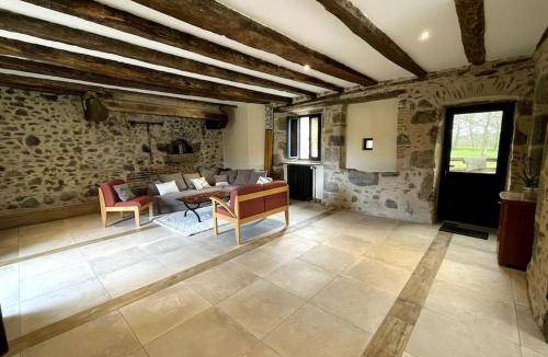 Saint-Quentin-sur-Charente House | 140 m² House ∙ 3 bedrooms ∙ 8 guests
