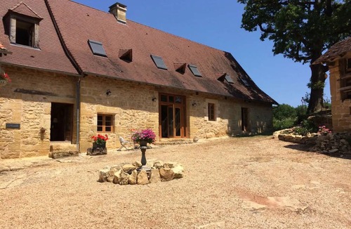 Saint-Sulpice-d'Excideuil House | 146 m² House ∙ 3 bedrooms ∙ 6 guests