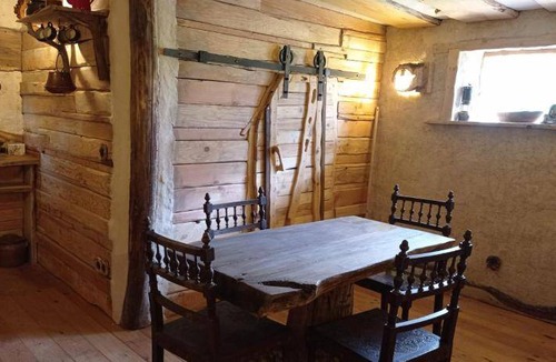 Saint-Sulpice-les-Feuilles Cabin | 30 m² Lodge ∙ 4 guests