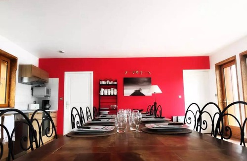 Sorges-et-Ligueux-en-Perigord House | 178 m² House ∙ 5 bedrooms ∙ 17 guests