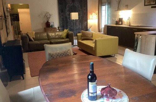Sainte-Alvere-Saint-Laurent-les-Batons House | 100 m² House ∙ 2 bedrooms ∙ 4 guests