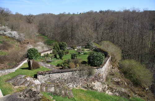 Brigueil-le-Chantre House | French Holiday Chateau with Luxury Pool set in Rural Beauty & Tranquility