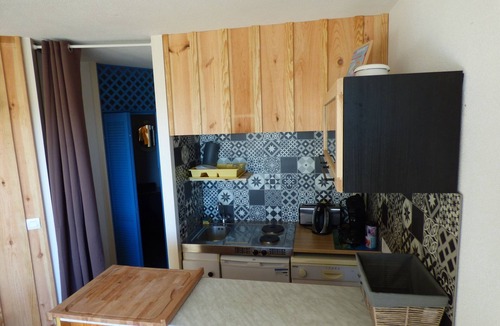 Lanton Apartment | Furnished 4 pers View of the Port and BASSIN D'ARCACHON - near shops and beach
