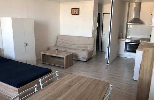 Rochefort Apartment | Furnished any comfort, sight on the marina and close to the thermal baths