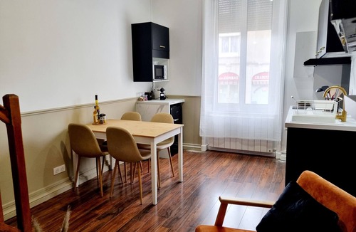 Jarnac Apartment | Furnished with holm oak, large comfortable T2