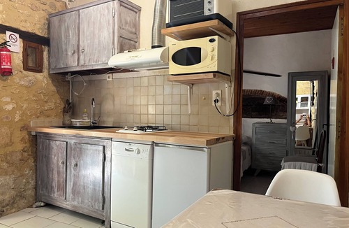 Valojoulx Other | Gîte 2p Lascaux, 2*, wifi, park, games, heated swimming pool, Spa, ok dogs & cats