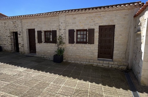 Champniers House | Gîte aux Portes D'angoulême