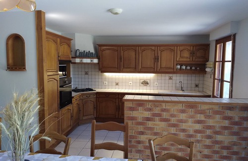 Pons Villa | Gîte Climatisé "les Hirondelles"