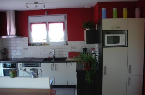 Lanquais House | Gîte CLIMATISE les althéas