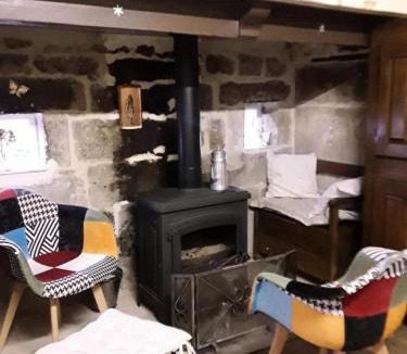 Sioniac Apartment | Gîte de France à Sioniac 2 épis - Gîte de France 5 personnes MAE-9744
